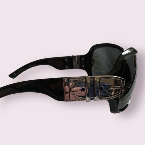 Gucci Black wrap around with Silver Sides Sunglasses - Picture 2 of 6